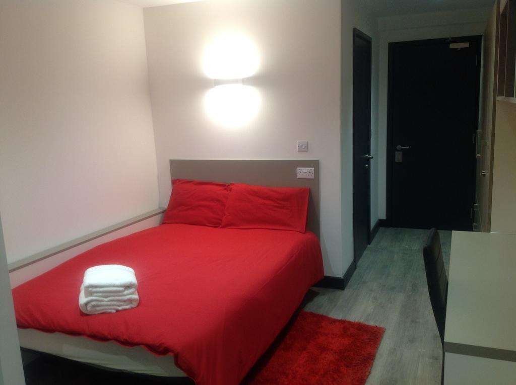 Peace Apartments - Luton Luton  Dış mekan fotoğraf