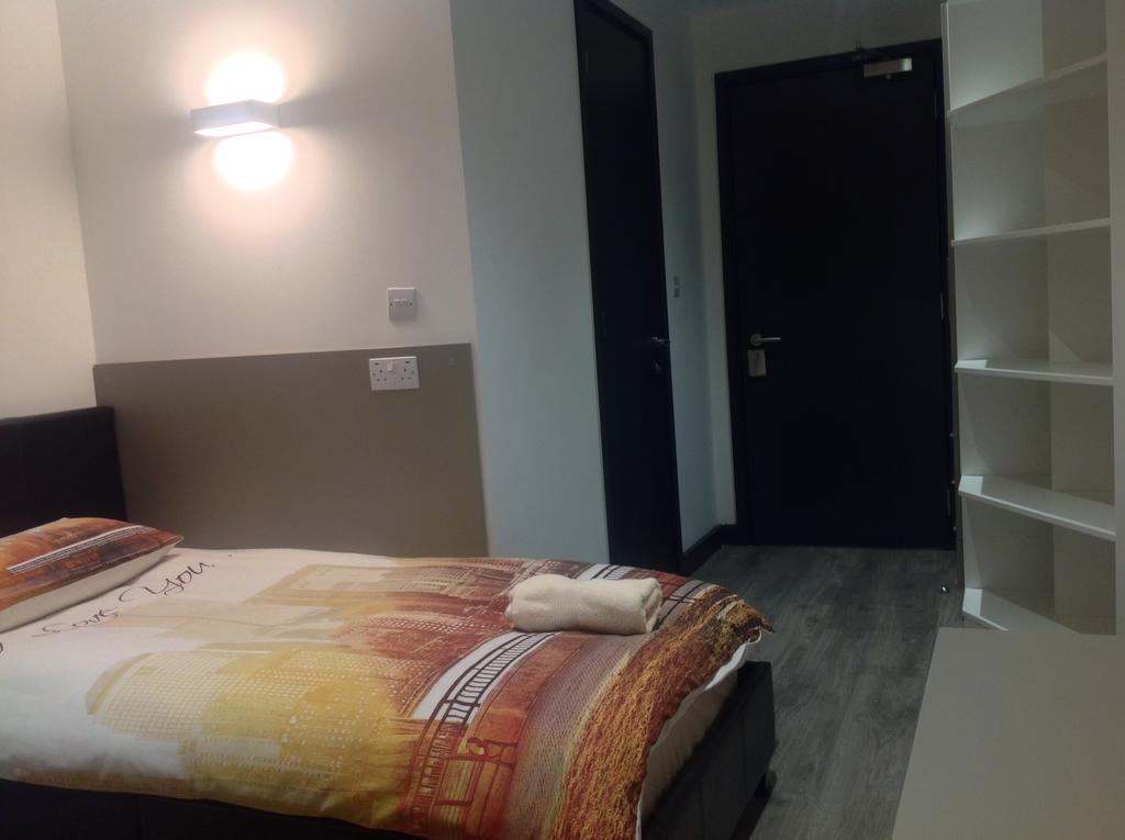 Peace Apartments - Luton Luton  Dış mekan fotoğraf