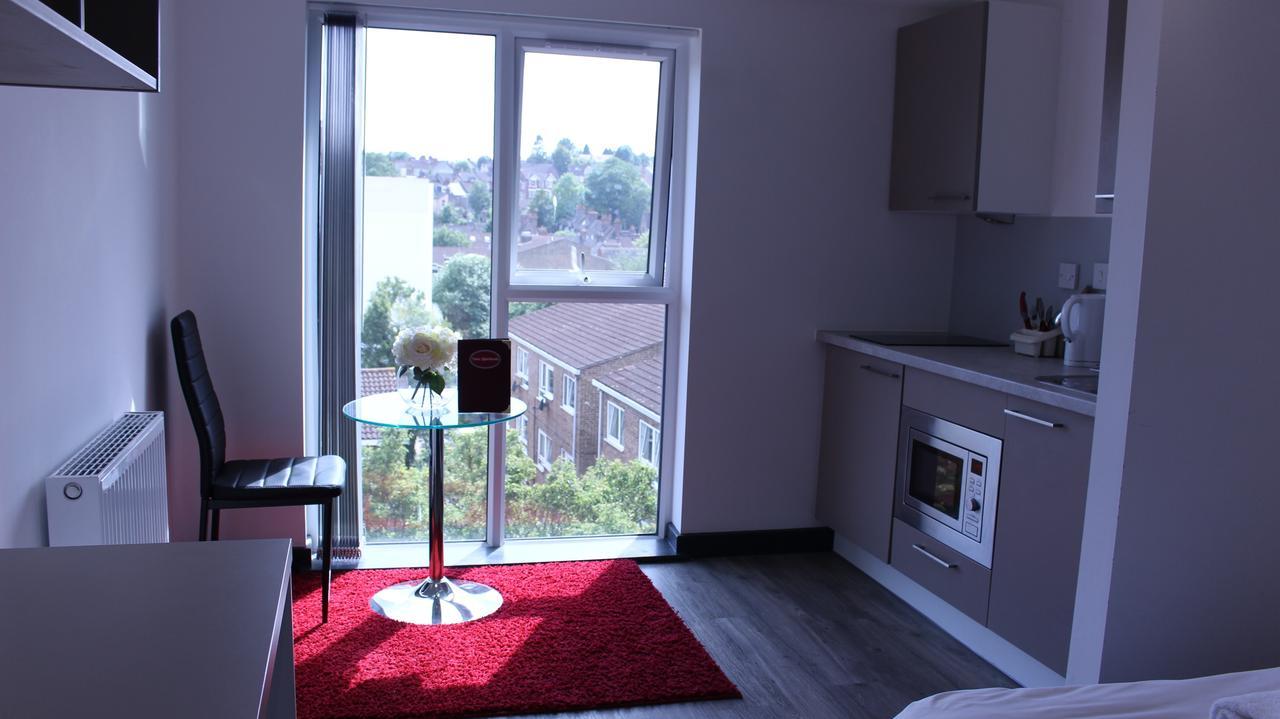 Peace Apartments - Luton Luton  Dış mekan fotoğraf