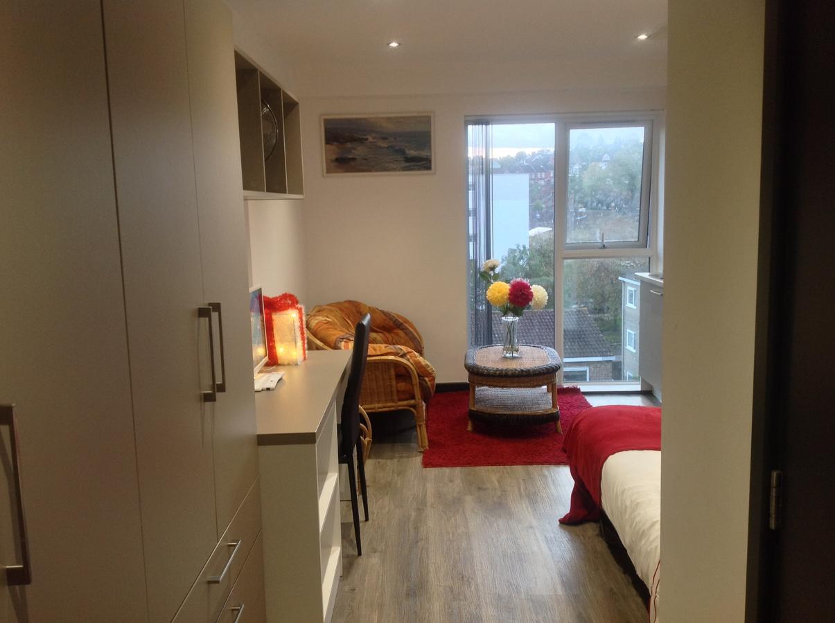 Peace Apartments - Luton Luton  Dış mekan fotoğraf