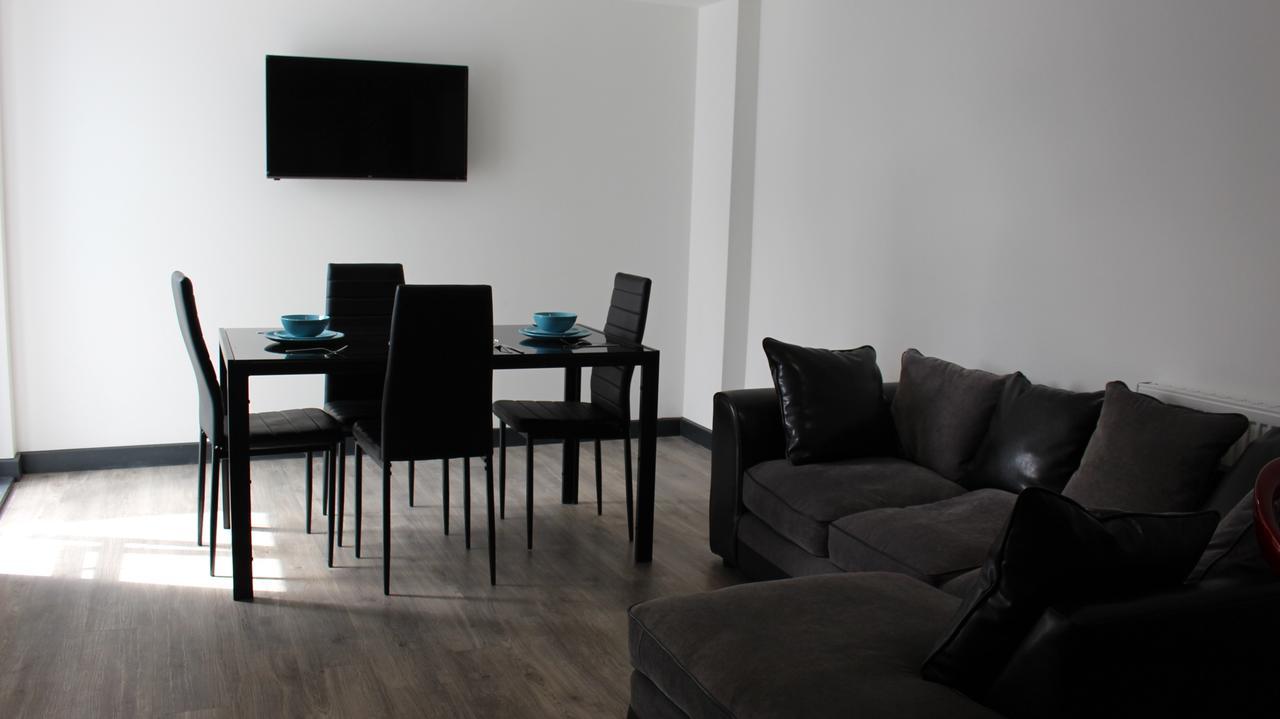 Peace Apartments - Luton Luton  Dış mekan fotoğraf