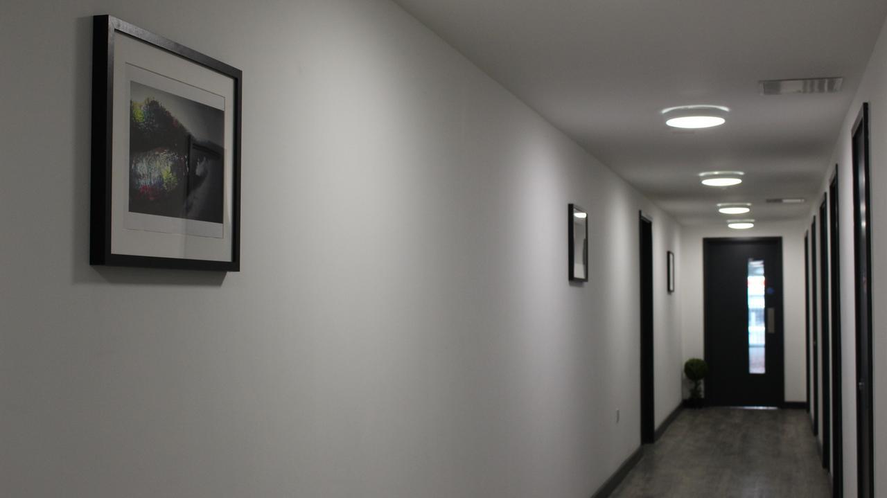 Peace Apartments - Luton Luton  Dış mekan fotoğraf