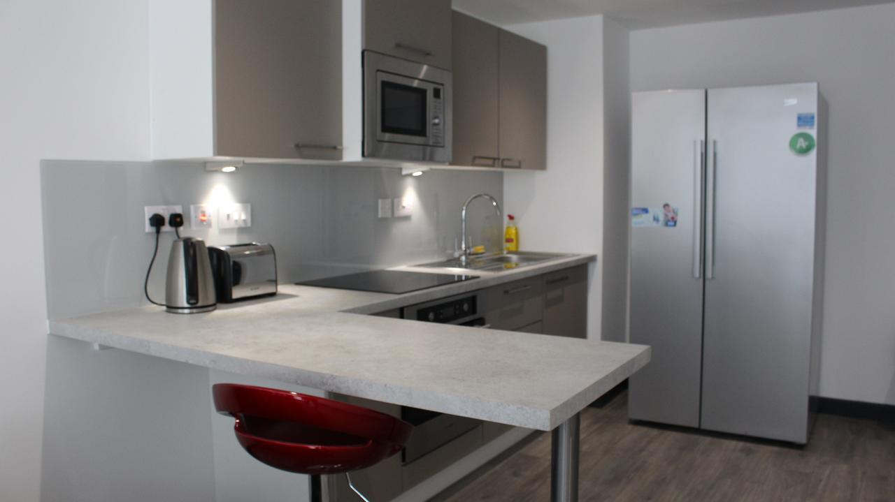 Peace Apartments - Luton Luton  Dış mekan fotoğraf