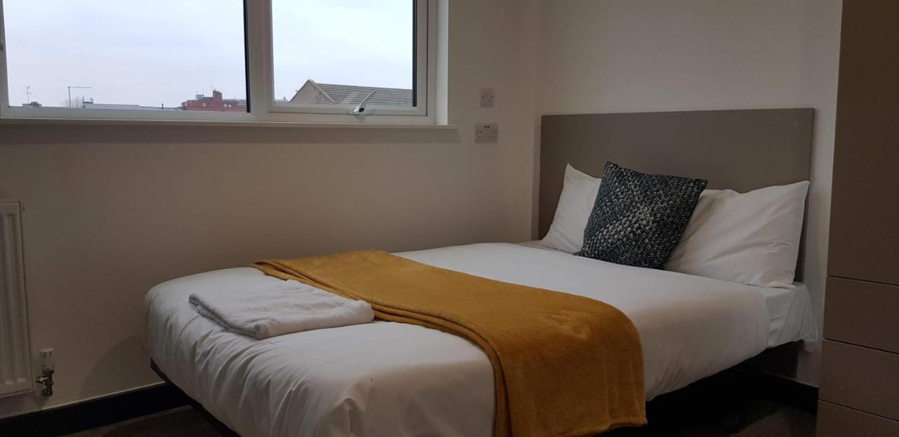 Peace Apartments - Luton Luton  Dış mekan fotoğraf